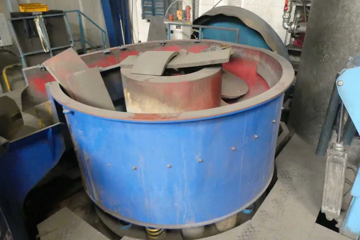 Walther Trowal Gleitschleifanlage 1000/800